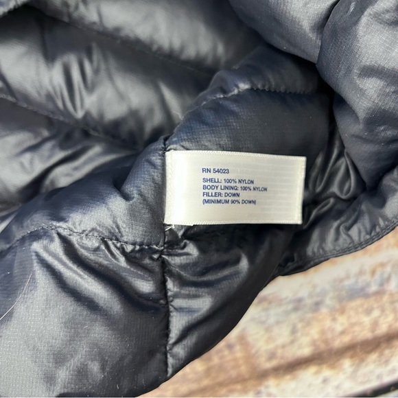 Gap down puffer vest - Picture 9 of 9